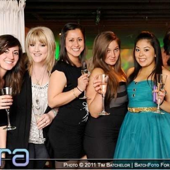 Meet your Posher, Chris - Picture 8 of 8